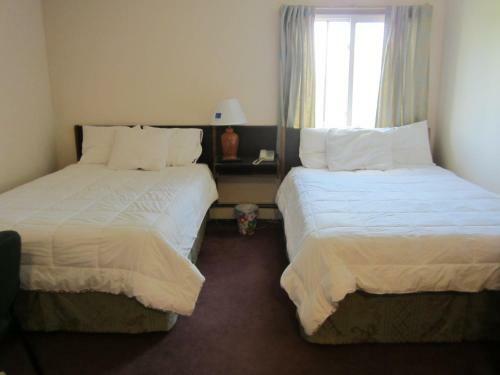 Hotel Airport Inn - Dawson Creek