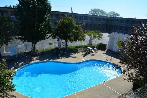 Motel Cadillac Inn