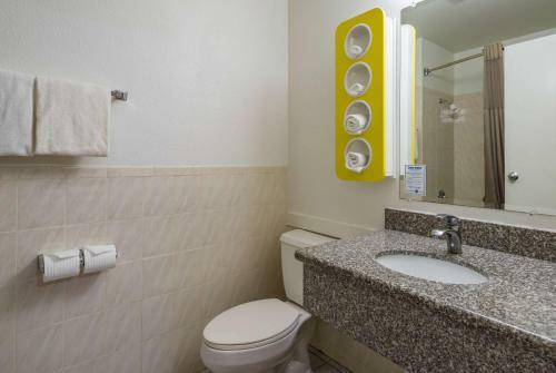 Motel 6 Concord