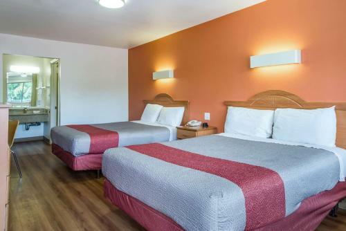 Motel 6 Concord