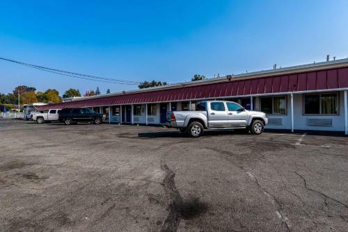 Motel 6 Concord