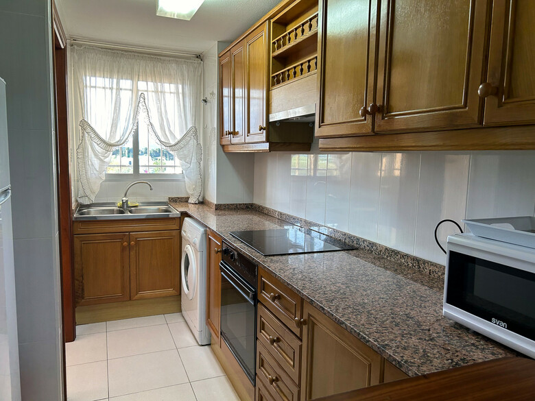 Apartamentos Azahar 3000