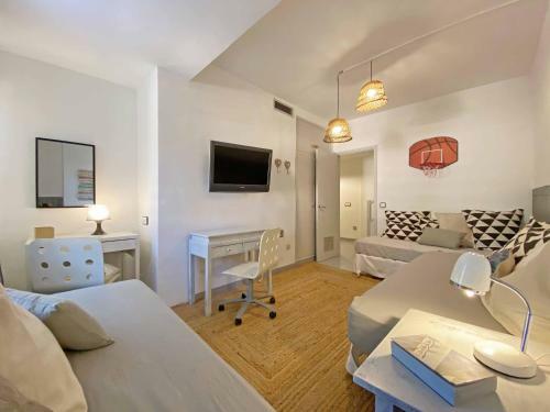 Apartamento Golf Beach House, D�plex Con Jardin En Pals