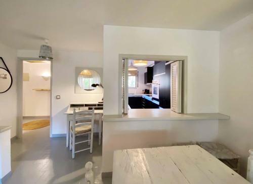 Apartamento Golf Beach House, D�plex Con Jardin En Pals