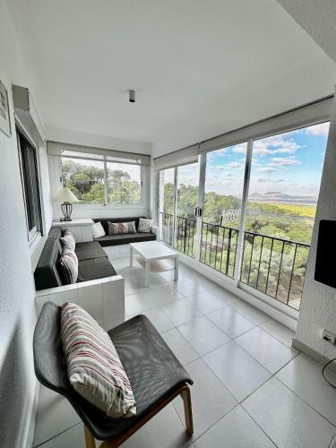 Apartamento Con Piscina Y Vistas Al Mar