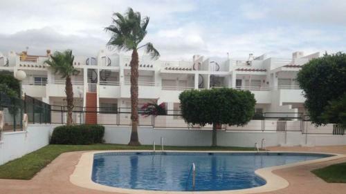 Precioso Apartamento Con Piscina Y Garage