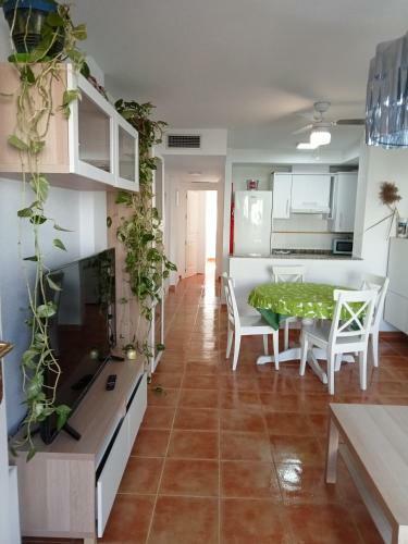 Precioso Apartamento Con Piscina Y Garage