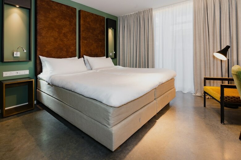 Hotel De Hallen