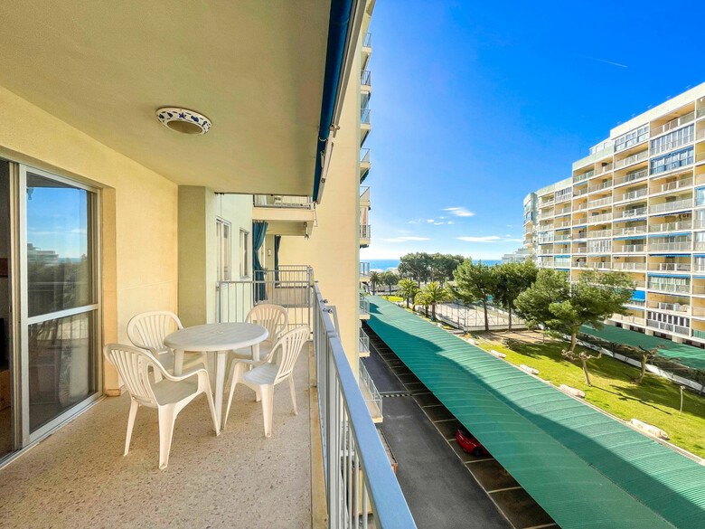 Apartamentos Oromar 3000