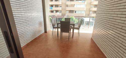 Apartamento Vila Oropesa X, 1� L�nea, 1� Planta, Norte
