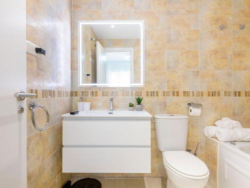 Apartment Vistamar III - Marina D'or By Interhome