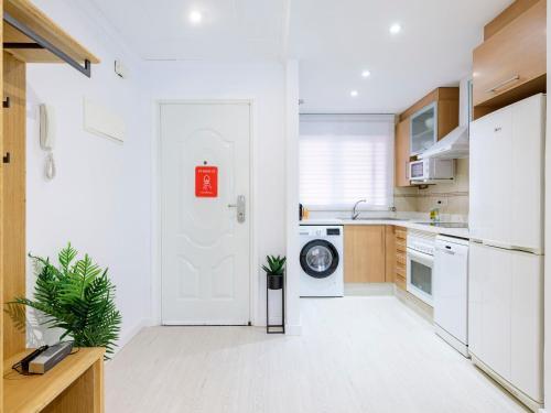 Apartment Vistamar III - Marina D'or By Interhome