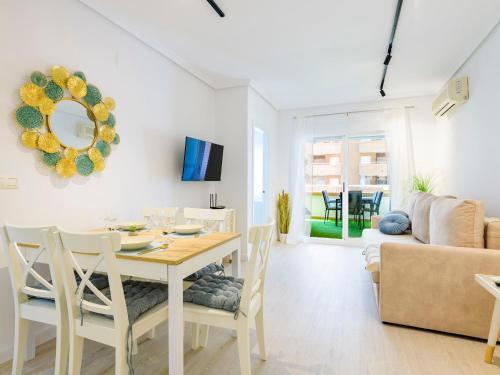 Apartment Vistamar III - Marina D'or By Interhome