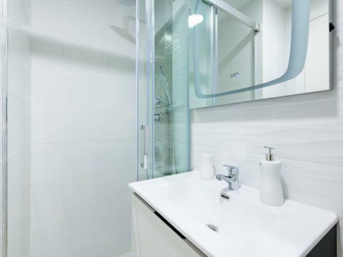 Apartment Miramar By Interhome