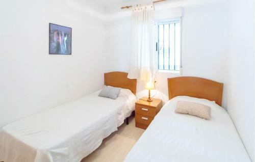 Stunning Apartment In Oropesa Del Mar With Wi-fi