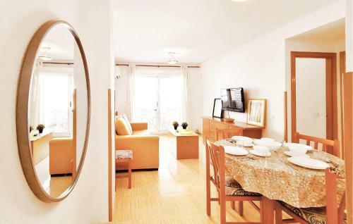 Stunning Apartment In Oropesa Del Mar With Wi-fi