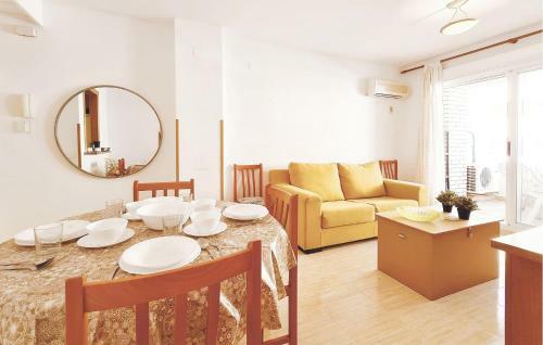 Stunning Apartment In Oropesa Del Mar With Wi-fi