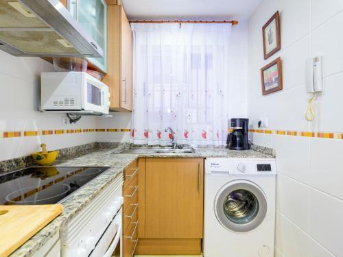 Apartment Jardines Del Mar I - Marina D'or-2 By Interhome