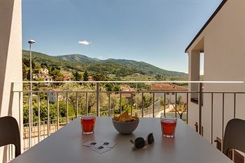 Apartamento The Florence Hills Luxury Resort