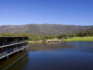 Hotel Novotel Lake Crackenback Resort