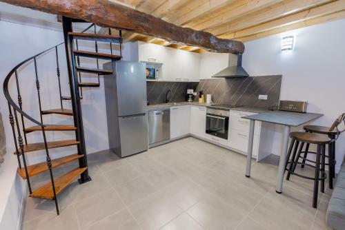 Casa Luna Rural Con Piscina Y Jard�n