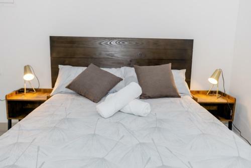 Casa Luna Rural Con Piscina Y Jard�n