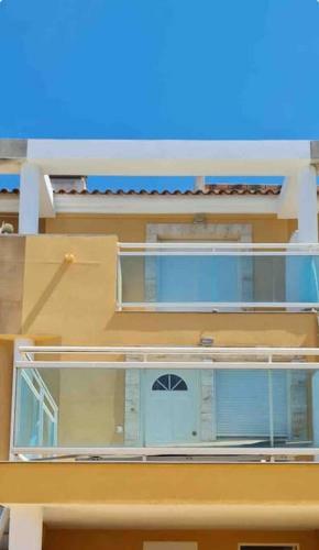 Apartamento Duplex Con Piscina Comunitaria
