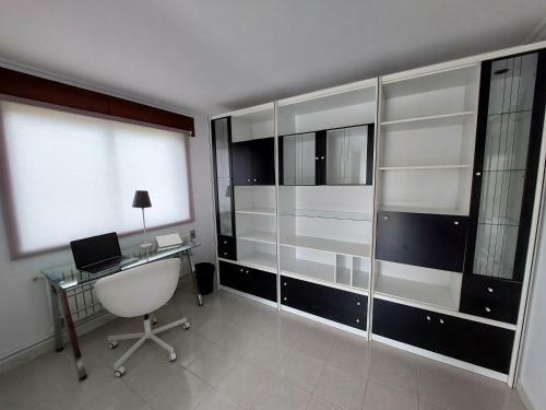 Acogedora Casa de Campo- Bajo Con Finca-