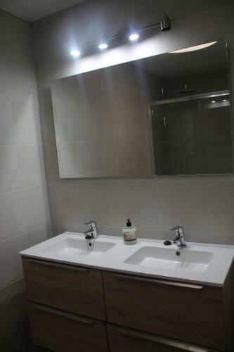 Villa Dar�o En Nazaret