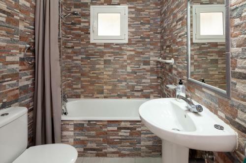 Bright Spacious 1 Bed Apartment