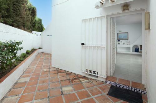 Bright Spacious 1 Bed Apartment