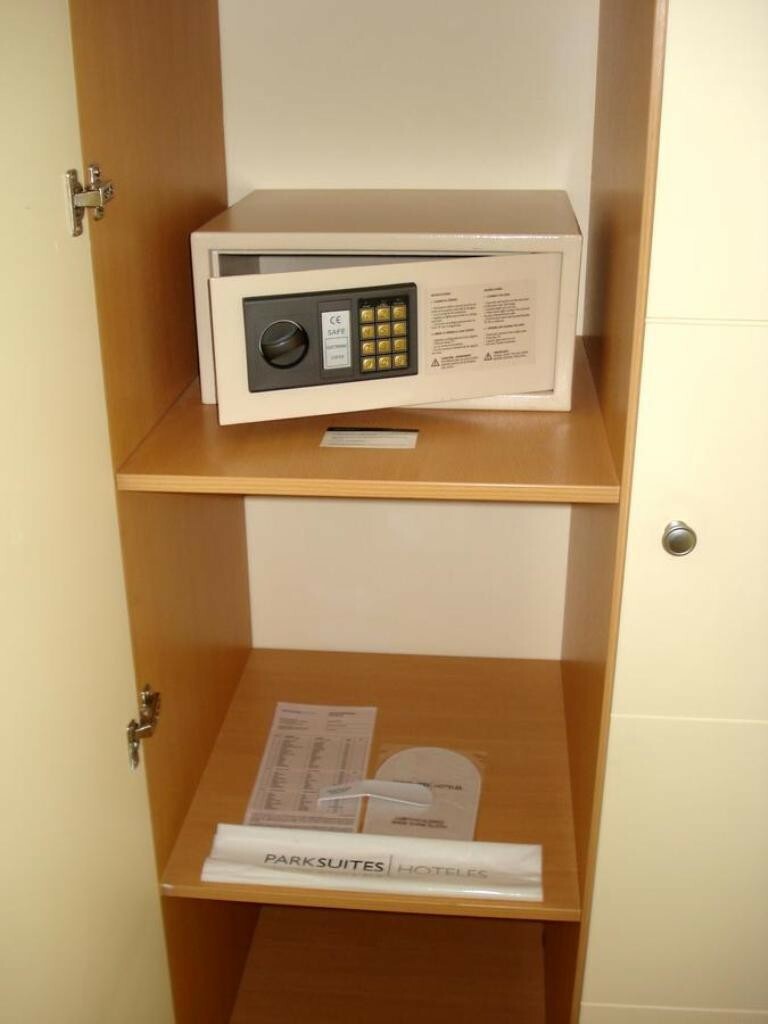 Amerian Executive Hotel