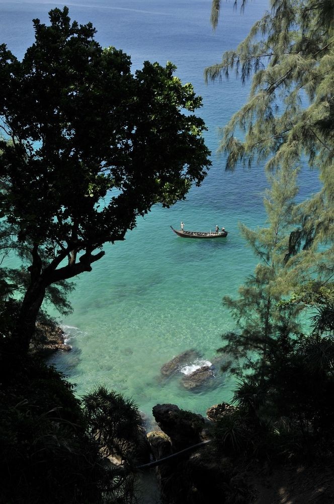 Hotel Andaman White Beach Resort