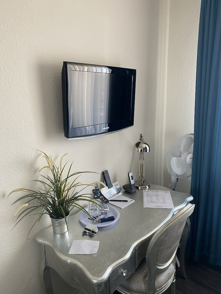 City Partner Hotel Residence