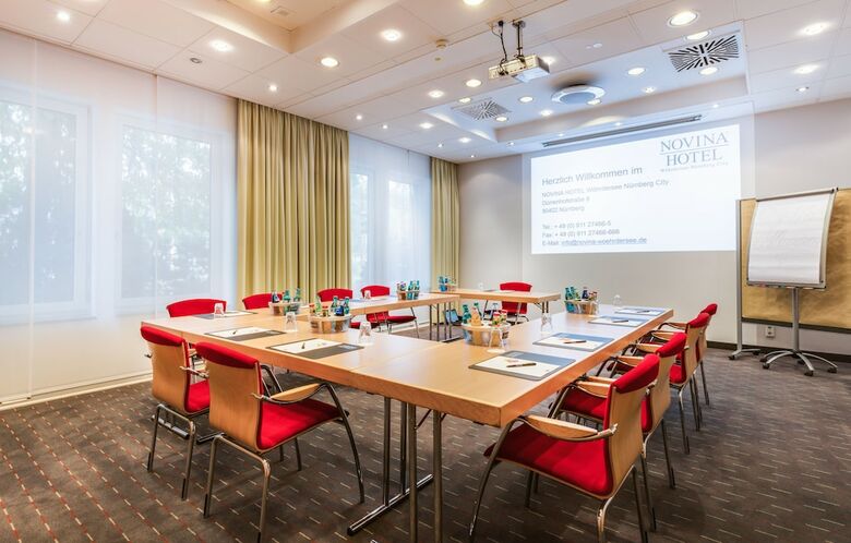 Hotel Woehrdersee Mercure