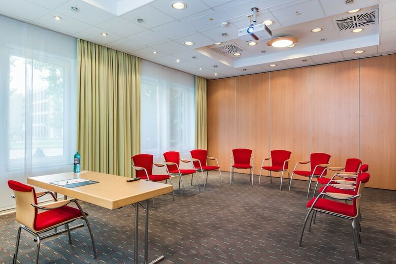 Hotel Woehrdersee Mercure