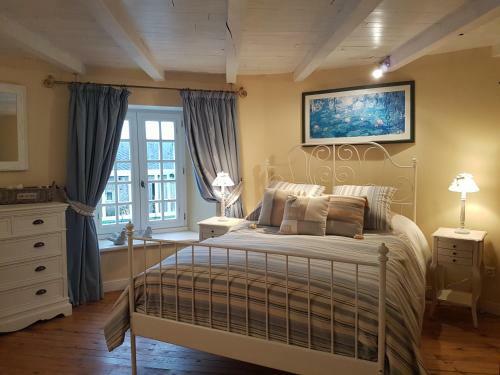 La Coulombe Manoir De H�rouville