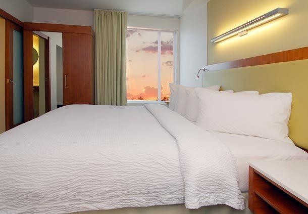 Hotel Springhill Suites By Marriott Las Vegas North Speedway