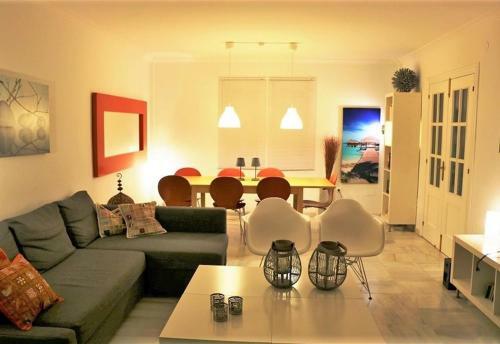 Villa 9 Pers In Burriana Nerja