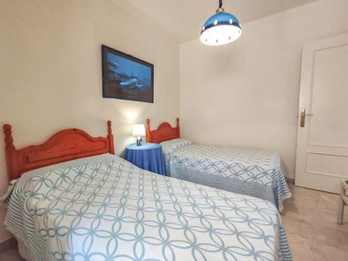 Apartamento Spacious 4 Bedroom With Parking In Town Centre, Nerja