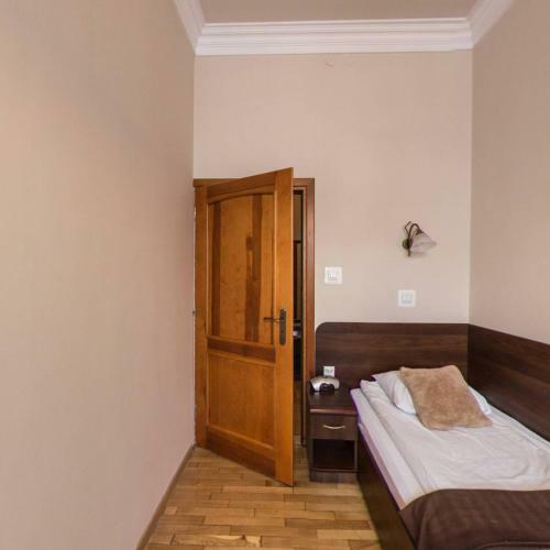 Kajzer Hostel