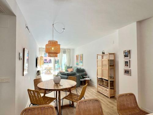 Apartment With Shared Pool In Playa Granada