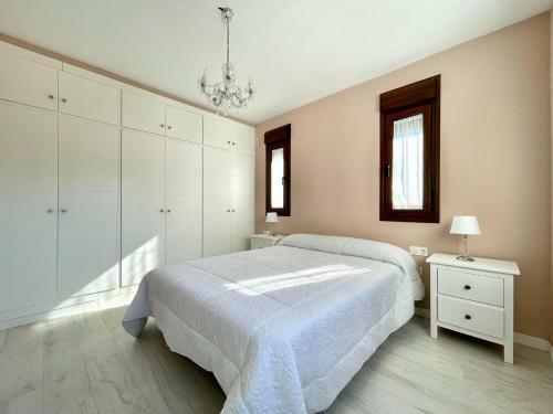 Villa Modern Holiday Home In Motril With Private Pool
