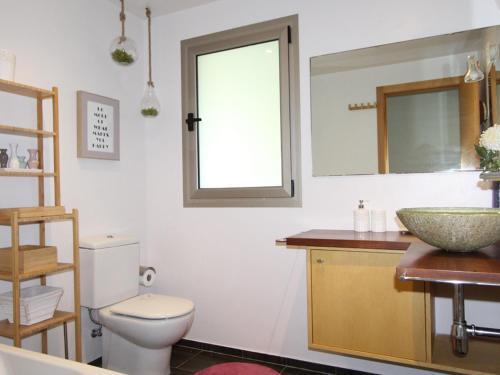 Villa Moraira, 4 Dormitorios, 8 Personas - Es-216-7