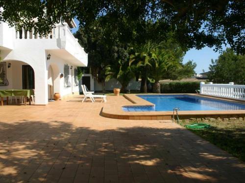Villa Moraira, 5 Dormitorios, 10 Personas - Es-216-4
