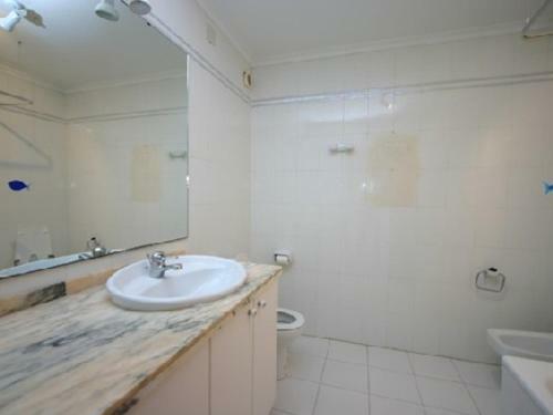Villa Moraira, 5 Dormitorios, 10 Personas - Es-216-4