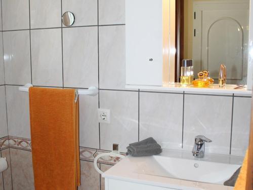 Villa Moraira, 2 Dormitorios, 4 Personas - Es-216-13