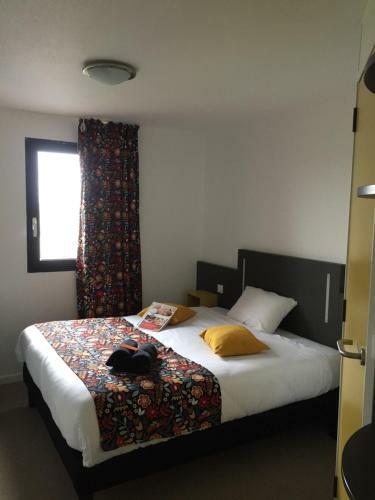 Hotel H�tel Balladins La Rochelle / Aytr�