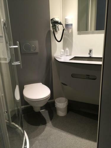 Hotel H�tel Balladins La Rochelle / Aytr�