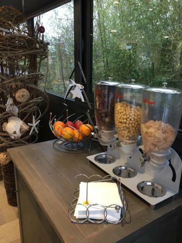Hotel H�tel Balladins La Rochelle / Aytr�